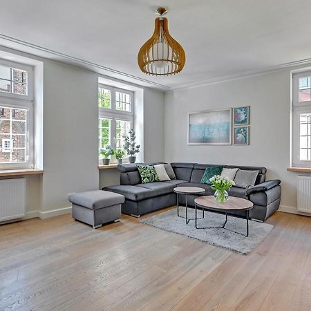 Wave Apartments - Mariacka Old Town Гданськ Екстер'єр фото